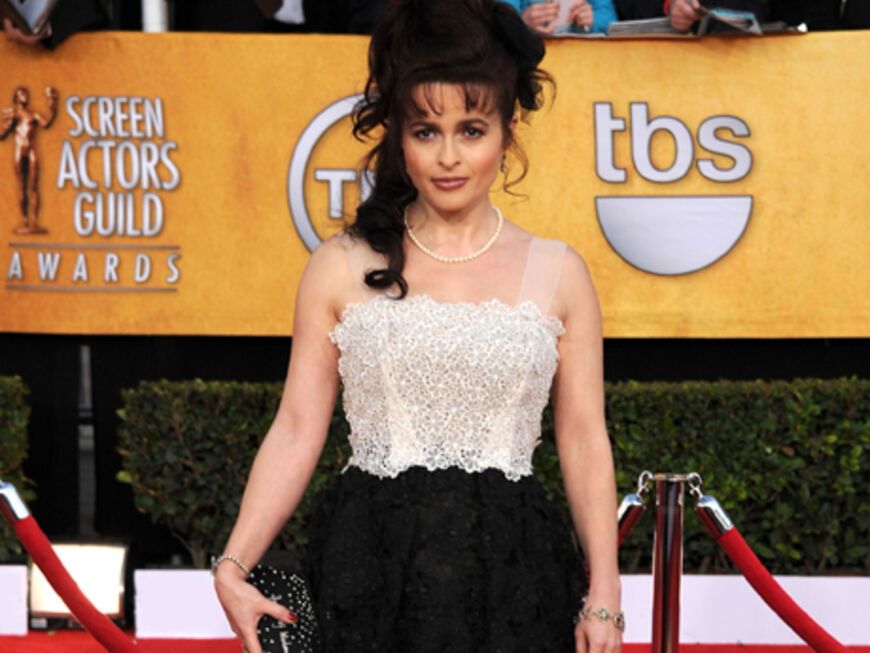 (Alp-)Traum aus Spitze: Den Fehlgriff des Abends leistete sich offensichtlich Helena Bonham Carter in einem Kleid von Marc Jacobs