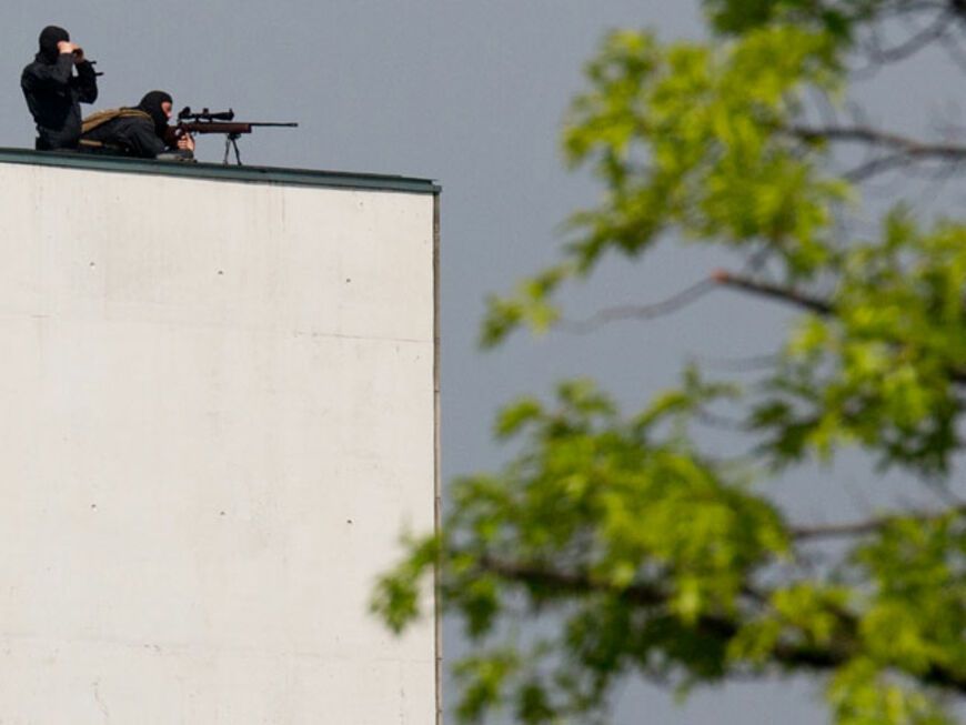 Überall in der Hauptstadt sind Scharfschützen aufgestellt, um die Sicherheit des US-Präsidenten zu gewähren