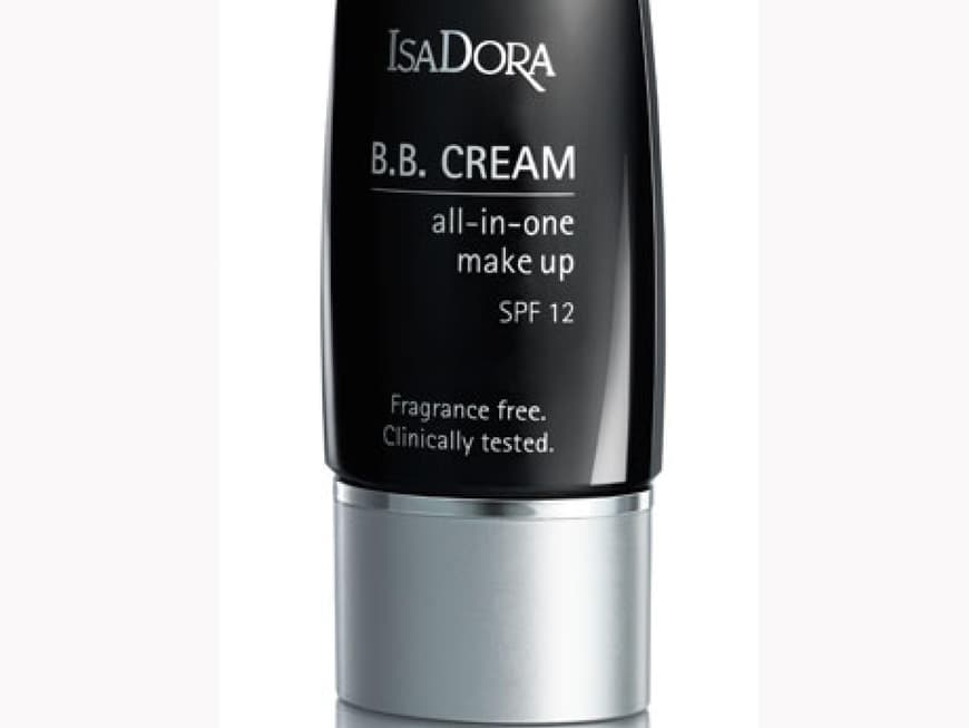 Das "All-in-one- Make-up" von IsaDora ist sehr deckend und kommt einer gewöhnlichen Foundation sehr nahe, da sie auch nicht so erfrischend riecht wie andere BB-Creams. 35 ml, 23 Euro