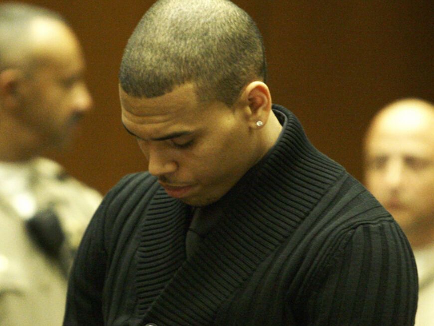 Chris Brown vor Gericht. Am 5. März 2009 wurde er wegen Körperverletzung und Bedrohung angeklagt