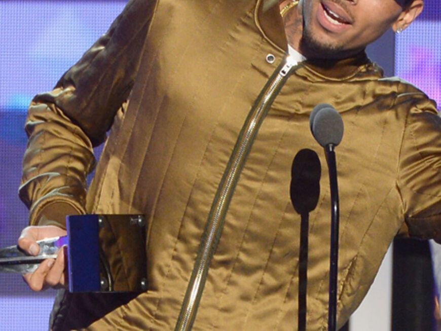 Und auch Rihannas Ex, Chris Brown, wurde ausgezeichnet. Er erhielt den "Fandemonium Award"