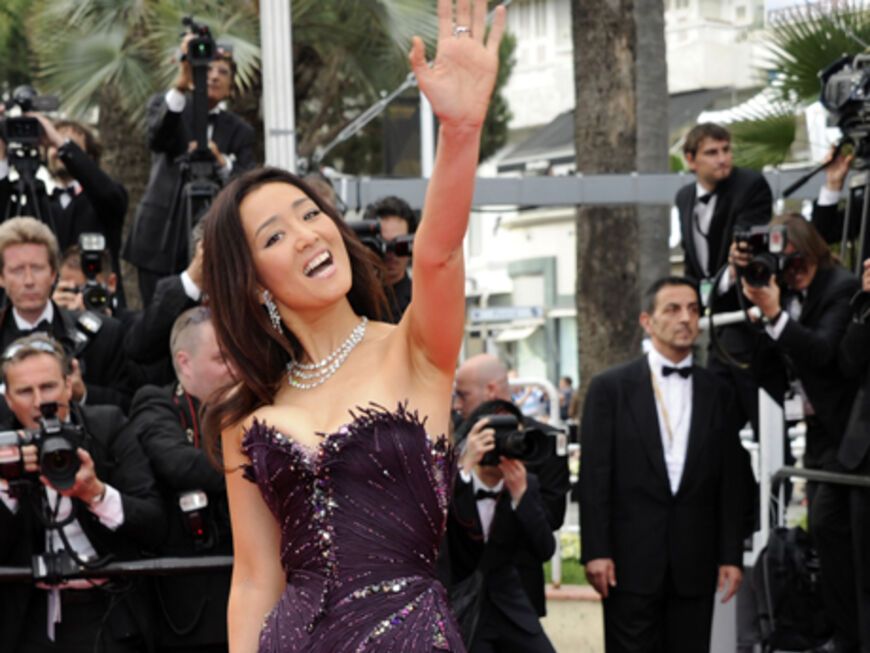 Die chinesische Schauspielerin Gong Li winkte fröhlich in die Kameras