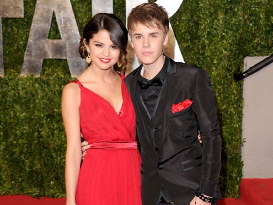 Selena Gomez und Justin Bieber waren das Überraschungspaar des Abends - kein Wunder, immerhin wurde schon lange über ihre angebliche Liebe spekuliert