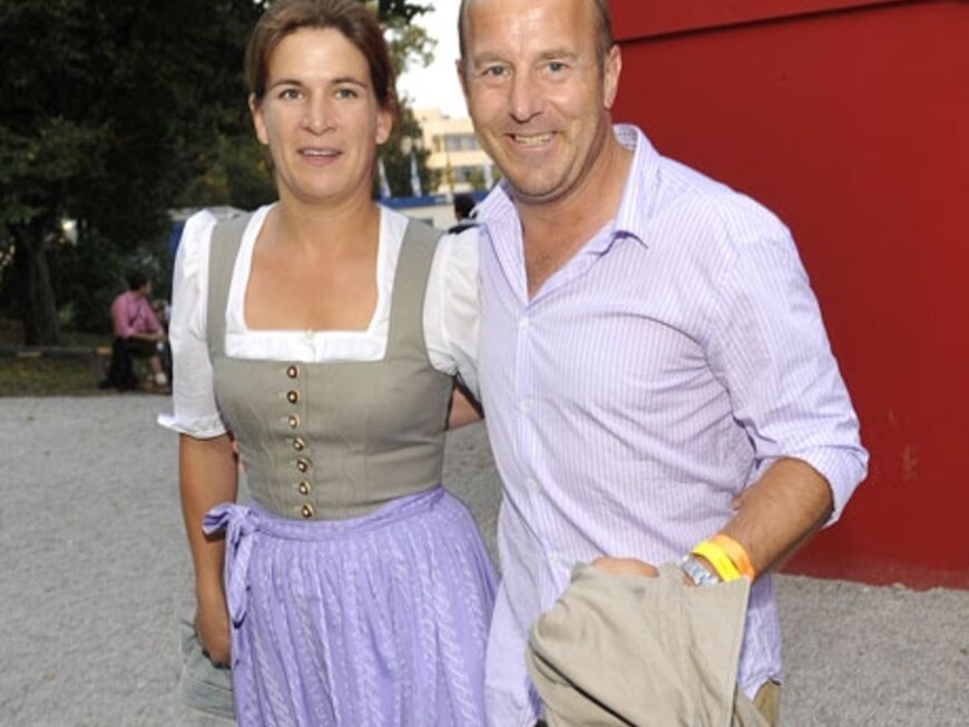 Schauspieler Heino Ferch und seine Frau Marie-Jeannette haben sich farblich abgestimmt