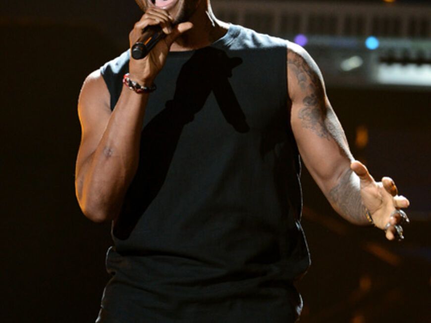 Sänger Usher performte ganz gefühlvoll seine Nummer "Climax"