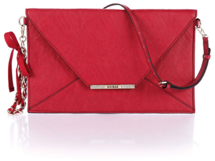 Guess what? Die rote Tasche von Guess ist super stylisch und auch noch im Herbst ein Must-have! Ca. 85 Euro