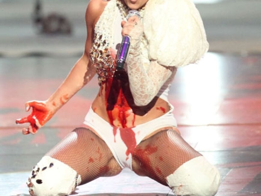 Sängerin Lady GaGa überzeugte das Publikum mit einer gewagten Performance
