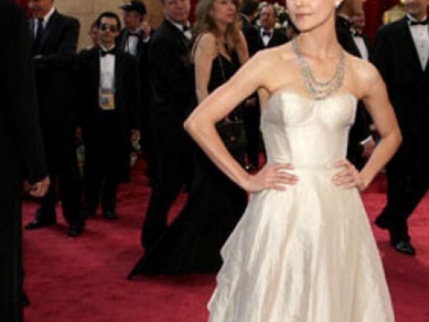 Keri Russel: Der "Felicity"-Star trug ein champagnerfarbenes Organzakleid von Nina Ricci
