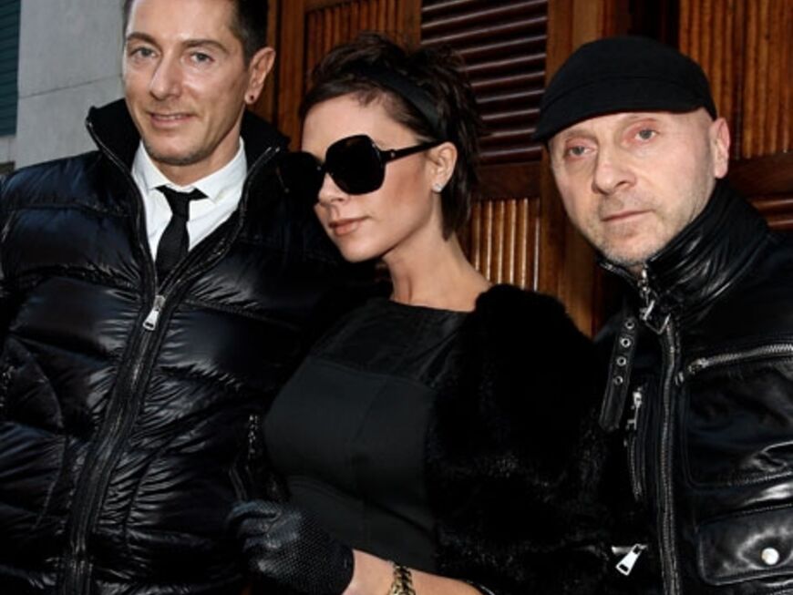 Stefano Gabbana, Victoria Beckham und Domenico Dolce in Mailand