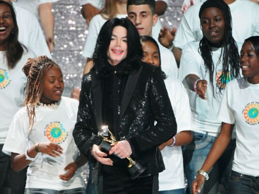 2006 wird Michael zu den "World Music Awards" nach London eingeladen - sein Auftritt wurde belächelt