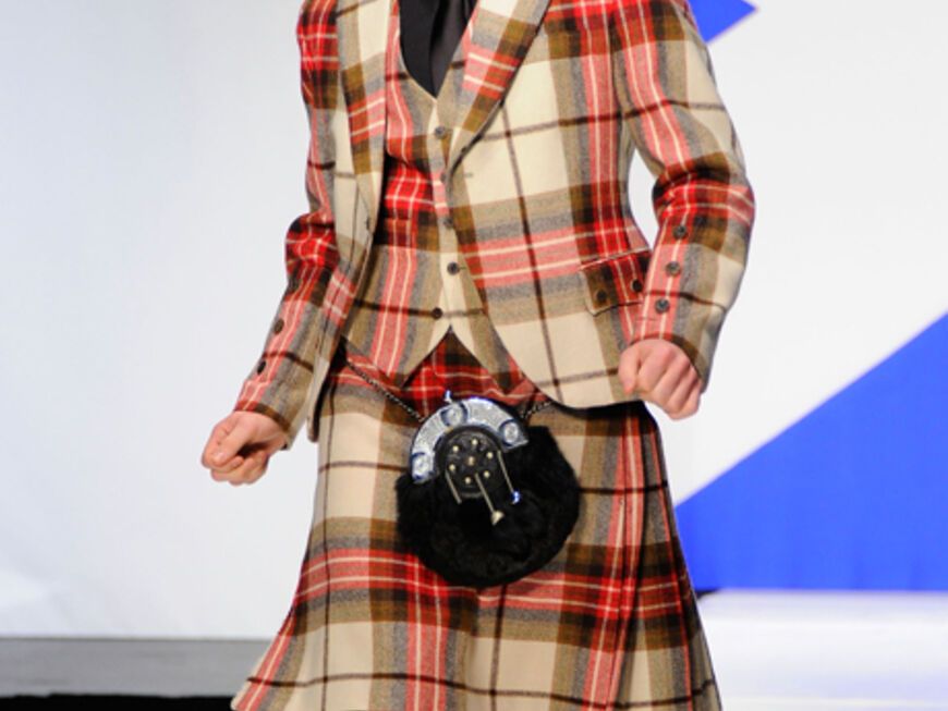 Jährlich treffen sich bei dem "Dress To Kilt" Charity-Event prominente Schotten zur Charity-Modenschau. Aber auch Nicht-Schotten, wie Schauspieler Matthew Settle, tragen den karierten Look für den guten Zweck
