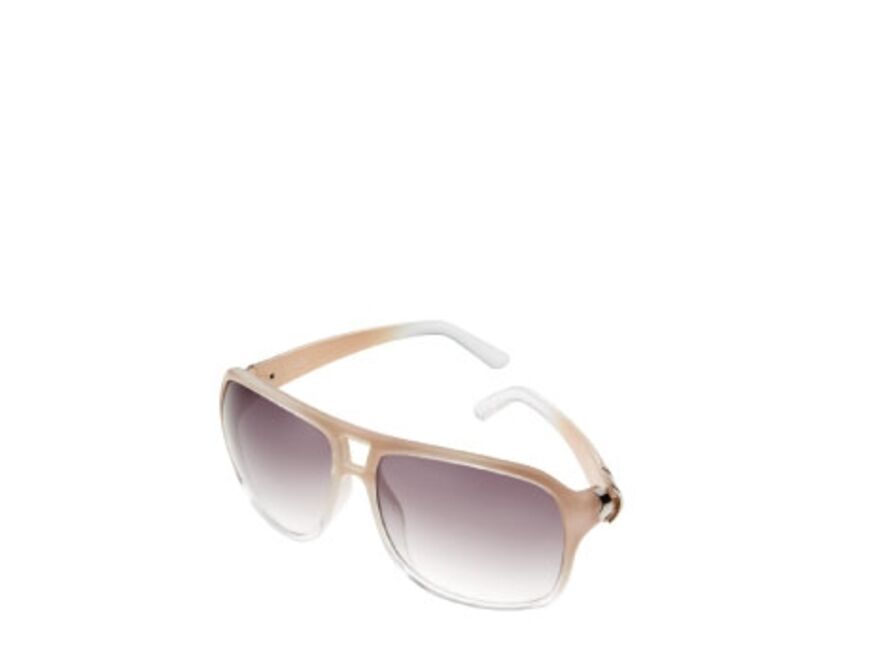 Die Strand-Hochzeit: Sonnenbrille von H&M, ca. 20 Euro