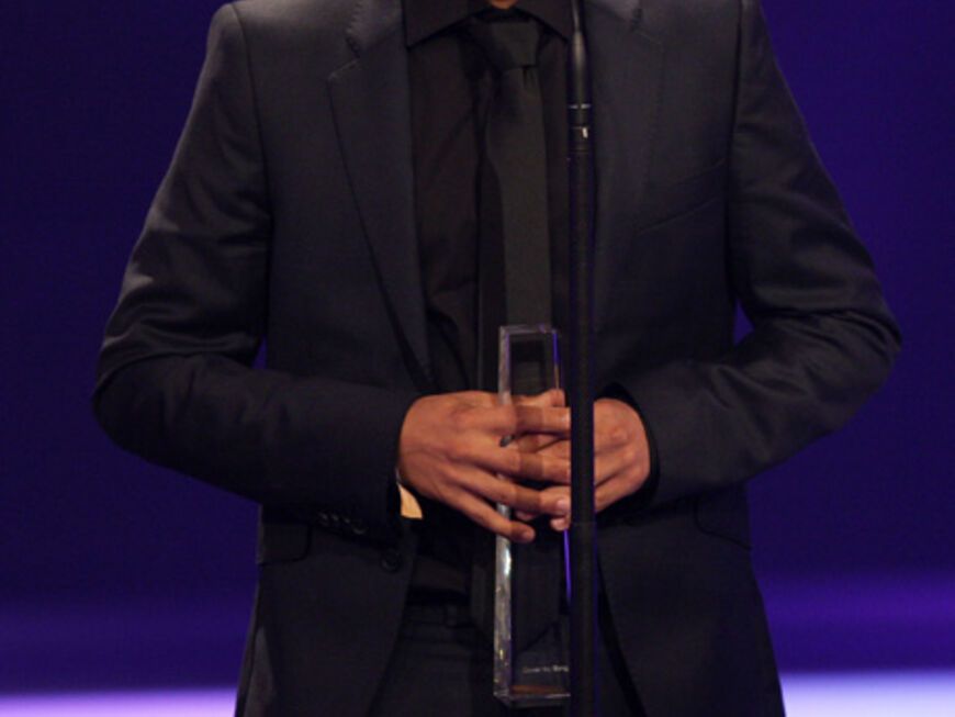Sänger Dennis Lisk erhält in der Kategorie "Beste Unterhaltung Doku/Dokutainment einen Preis für die Musik-Doku "Cover my Song"