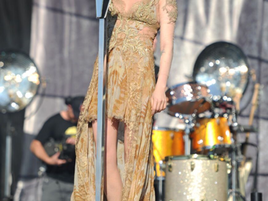 Florence Welch sorgt spätestens mit ihren Designer-Outfits für viel Aufsehen