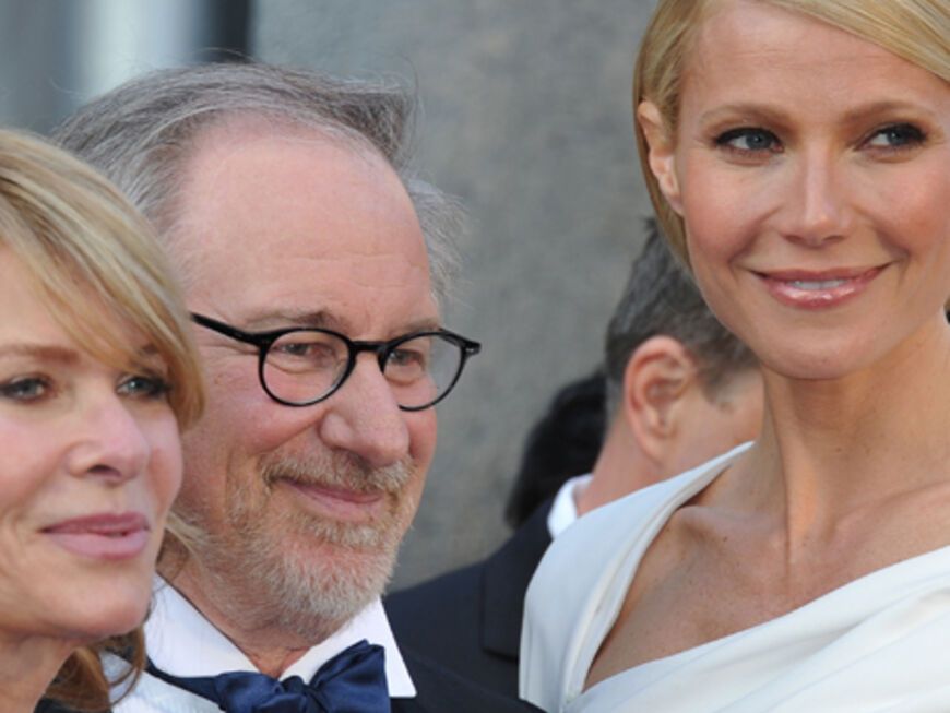 Regisseur Steven Spielberg mit seiner Frau Kate Capshaw und Schauspielerin Gwyneth Paltrow
