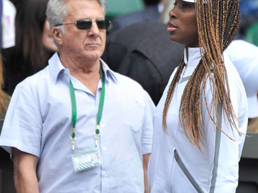 Hollywood-Star Dustin Hoffman neben Tennis-As Venus Williams