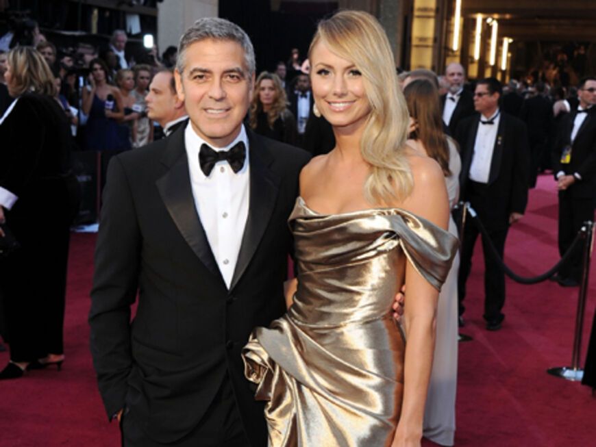 Oscar-Anwärter George Clooney mit seiner aktuellen Freundin Stacy Keibler
