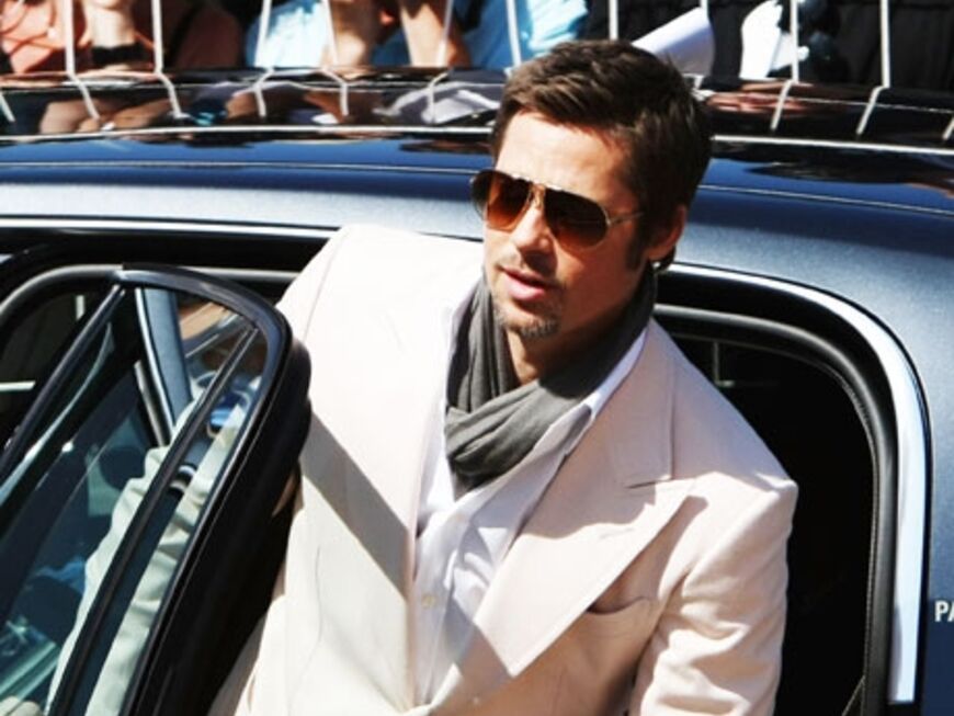Wow! Brad Pitt macht in jedem Outfit eine gute Figur