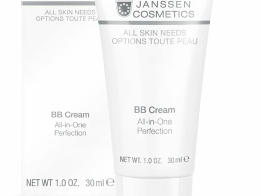 Auch Janssen Cosmetics hat eine BB Cream entwickelt: Die "BB Cream All in One Perfection" ist relativ dickflüssig, lässt sich aber dennoch gut verteilen und kaschiert kleinere Hautunreinheiten. 30 ml ca. 30 Euro