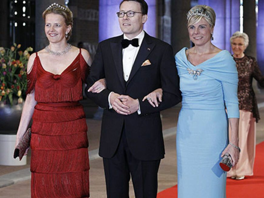 Hahn im Korb: Prinz Constantin der Niederlande mit Prinzessin Laurentien der Niederlanden und Prinzessin Mabel, deren Ehemann Prinz Friso nach einem Skiunfall im Februar 2012 noch immer im Koma liegt´ 