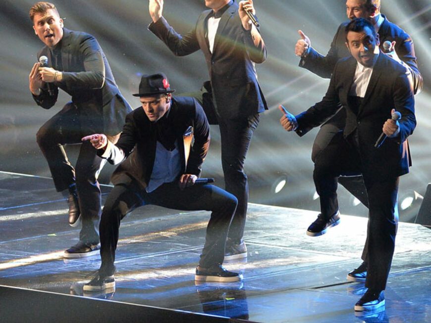 Nach über zehn Jahren standen die Jungs von 'N Sync bei den MTV Video Music Awards Ende August 2013 erstmals wieder zusammen auf der Bühne. Was für eine Performance!