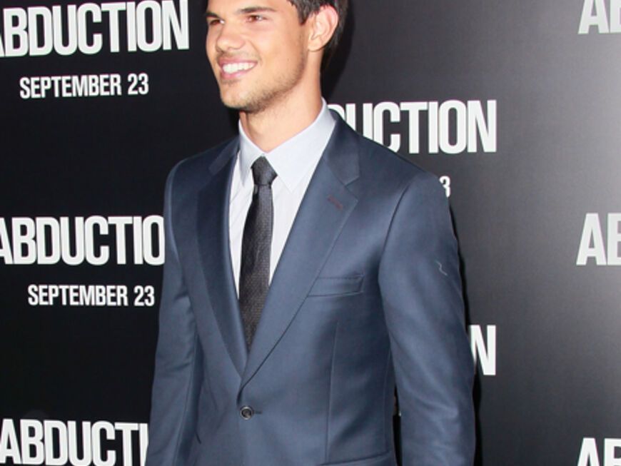 Ganz schick im Anzug: Taylor Lautner