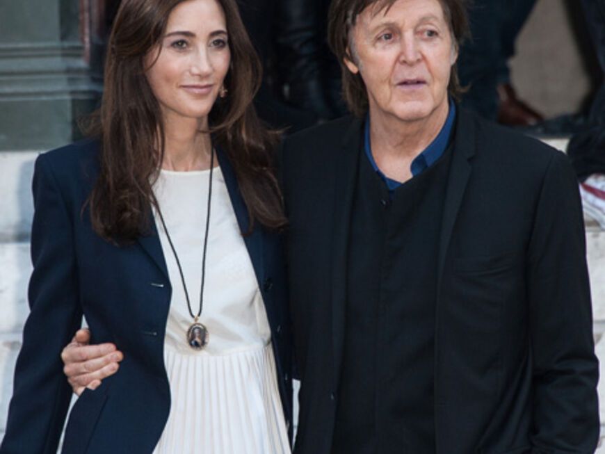 Paul McCartney und seine Ehefrau Nancy Shevell flogen extra für die Show seiner Tochter nach Paris