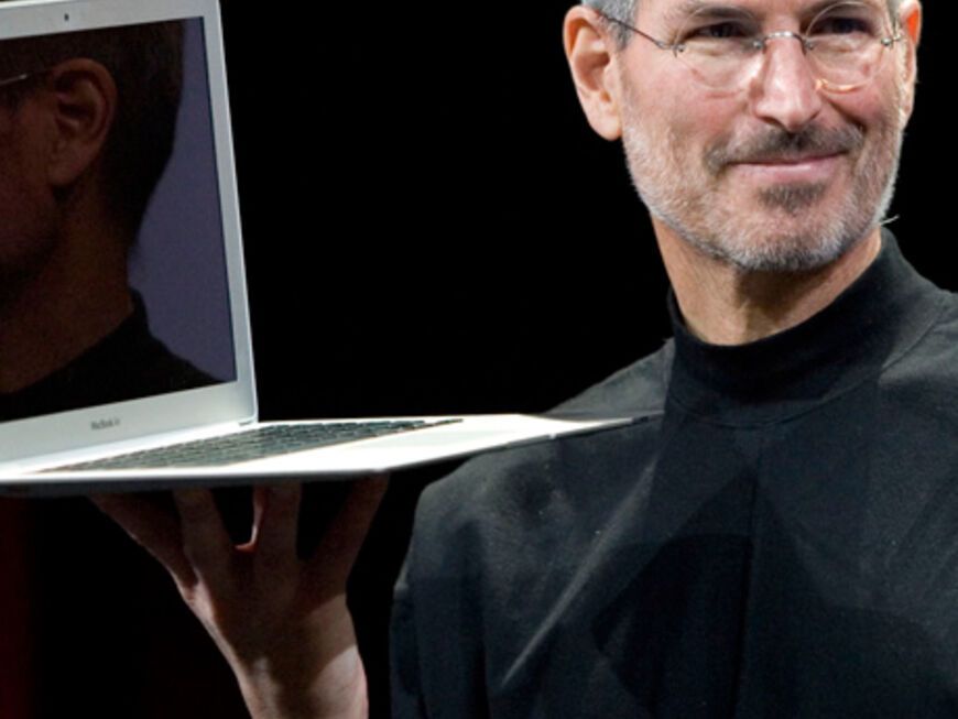 Fans nennen ihn liebevoll den iGod: Apple-Mitbegründer Steve Jobs starb nach langem Krebsleiden am 05.10.2011 zu Hause im Kreise seiner Familie. Einige Monate vor seinem Tod zog sich Jobs aus dem Unternehmen zurück