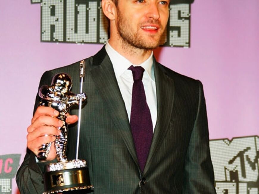 Justin Timberlake feiert große Erfolge mit seiner Solokarriere. 2007 erhält er gleich zwei MTV American Music Awards. In den Kategorien "Bester männlicher Pop/Rock Künstler" und "Bestes R&B/Soul Album FutureSex/LoveSounds" räumt er gleich zwei Preise ab