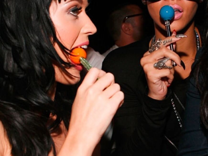 Lollipop - Lollipop: Katy Perry und Rihanna haben jede Menge Spaß zusammen