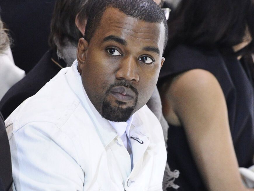 Ernster Blick: Auch Kanye hat bereits sein eigenes Fashion-Label "DW Kanye West"