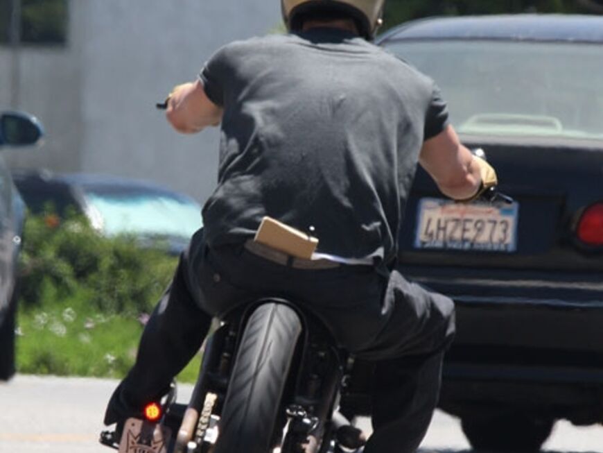 "Ein Mann kann niemals genug Motorräder haben." Das findet auch Angelina Jolie 