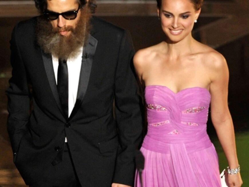 Ben Stiller erschien als "Joaquin Phoenix" auf er Bühne und wurde begleitet von der schönen Nathalie Portman