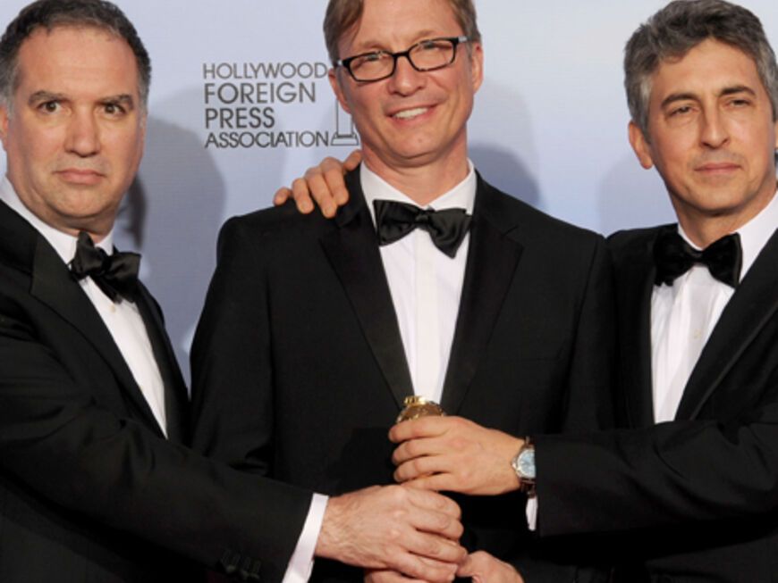 Das Produzententeam Jim Taylor, Jim Burke und Alexander Payne freuen sich über ihren Preis für "The Descandants"
