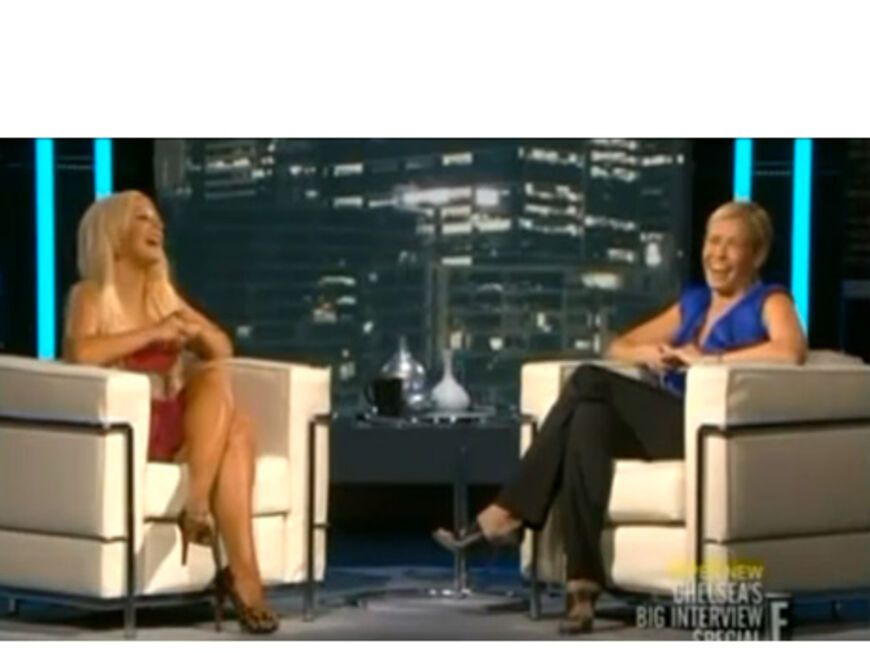 Christina Aguilera durfte ebenfalls schon bei "Chelsea Lately" Platz nehmen. Sie sorgte mit folgendem privaten Geständnis für Erstaunen - sie liebt es nämlich Unten-Ohne
