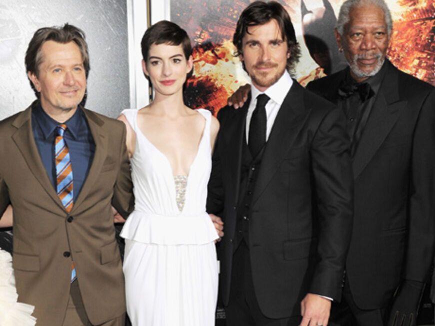 Anne Hathaway, Gary Oldman, Christian Bale und Morgan Freeman