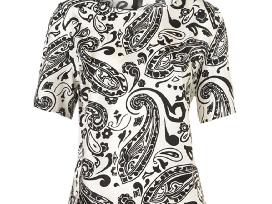 Sängerin Jessie J liebt es mit crazy Outfits aufzufallen. Das Shirt mit Paisley-Muster hat sie von Topshop, ca. 65 Euro
