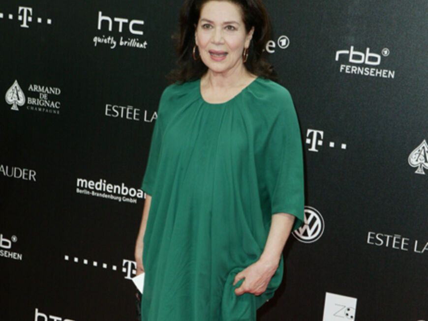Schauspielerin Hannelore Elsner in grüner Robe