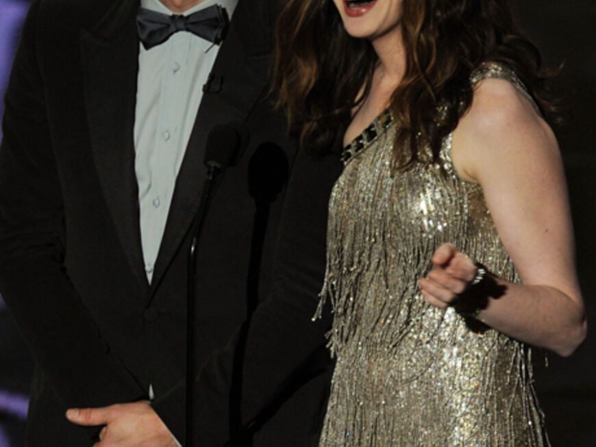 James Franco und Anne Hathaway lockerten die steife Veranstaltung durch ihre Gags auf