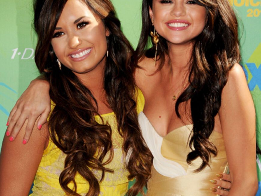 Best Friends Forever? Demi Lovato und Selena Gomez kamen gemeinsam zu den Awards