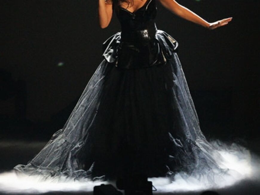 Leona Lewis sorgte auf der Bühne für Gänsehaut. Die Britin performte live  ihren neuen Song "Happy"