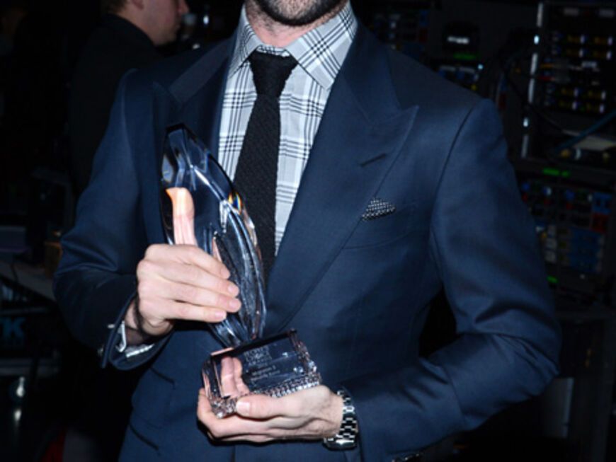 Maroon 5-Sänger Adam Levine mit seinem Preis