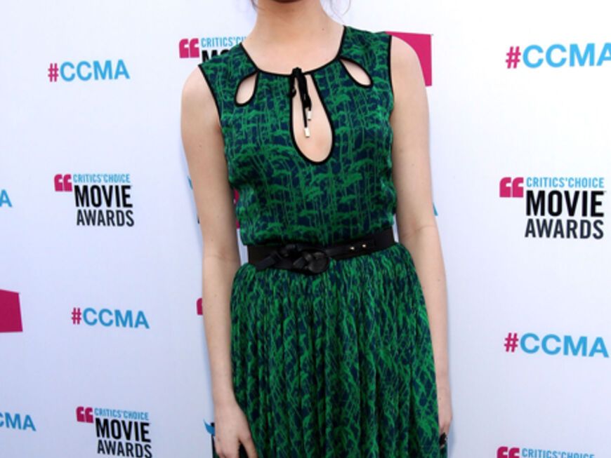 Emma Stone setzt auf die neue Trendfarbe 2012 - Grün! Perfekt!