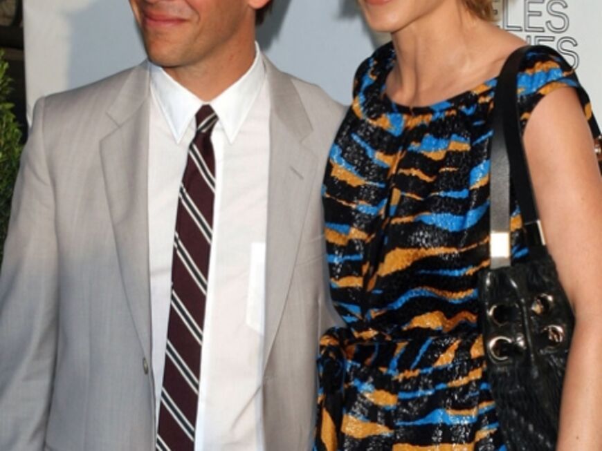 Die zweifache Oscarpreisträgerin Hilary Swank und John Campisi  gaben nach fünf gemeinsamen Jahren im August ihr Beziehungs-Aus bekannt, die Trennung folgte aber schon im Mai
