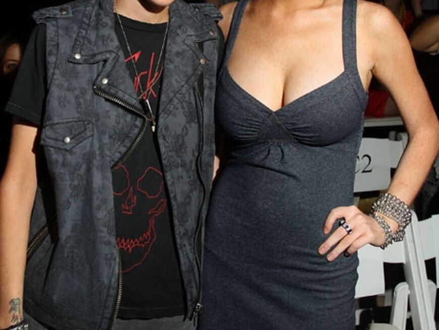 Sind sie ein Paar, oder nicht? Schauspielerin Lindsay Lohan und ihre Partnerin Samantha Ronson. 