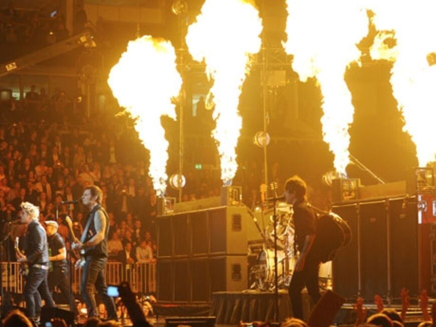 Bei "Green Day" wurde es heiß! Mit einem atemberaubenden Auftritt rockten die Jungs die MTV-Bühne