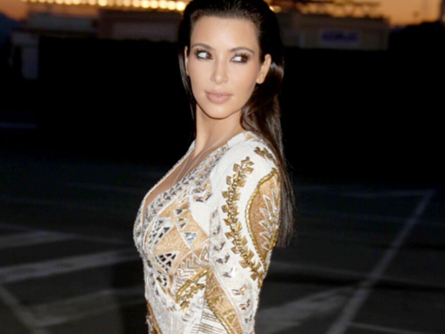 Kim posiert am Palm Beach in Cannes