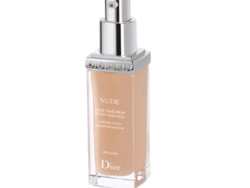 Make-up: "Diorskin Nude Mineral Fluid Foundation - Nr. 22 Cameo", ca. 43 Euro 