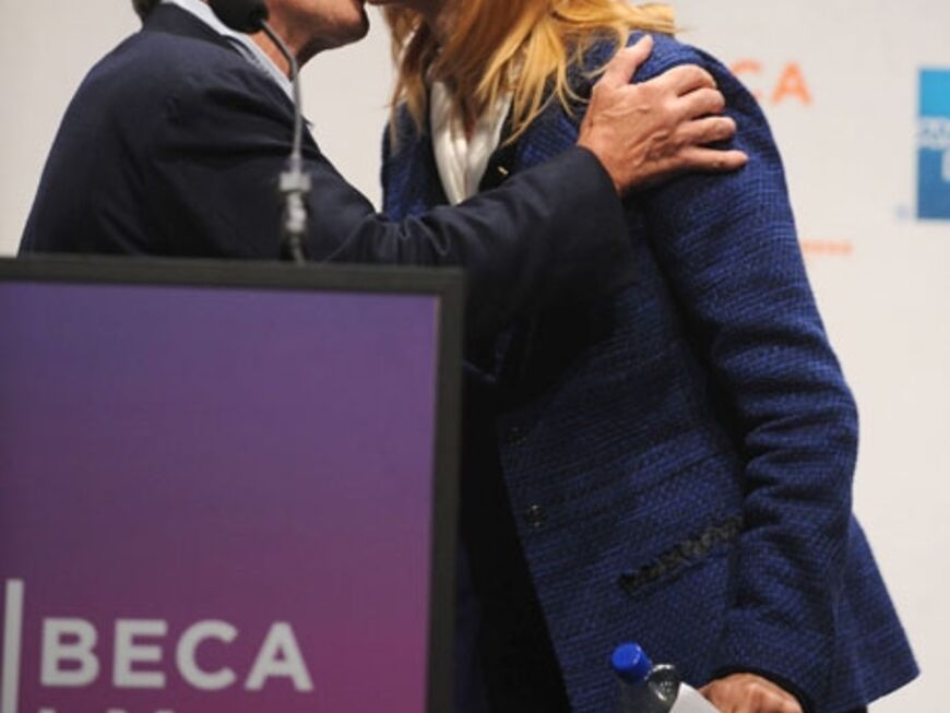 Ein Küsschen für Uma Thurman, vom Gründer des Festivals und Schauspielkollegen Robert De Niro