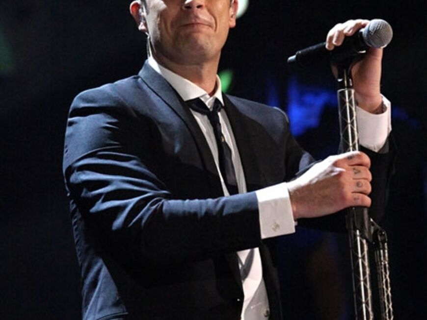 Auf sein Comeback haben tausende Frauen gewartet: Wenn Robbie Williams auf der Bühne steht, bringt er seine Fans um den Verstand. Sein Herz gehört aber nur einer: Seiner Frau Ayda Field